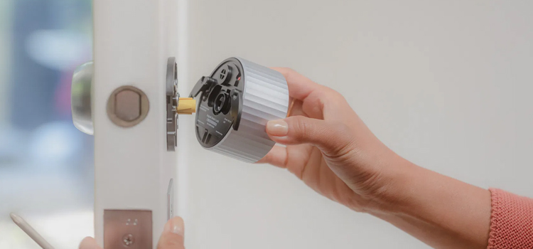 Smart lock replacement Santa Ana